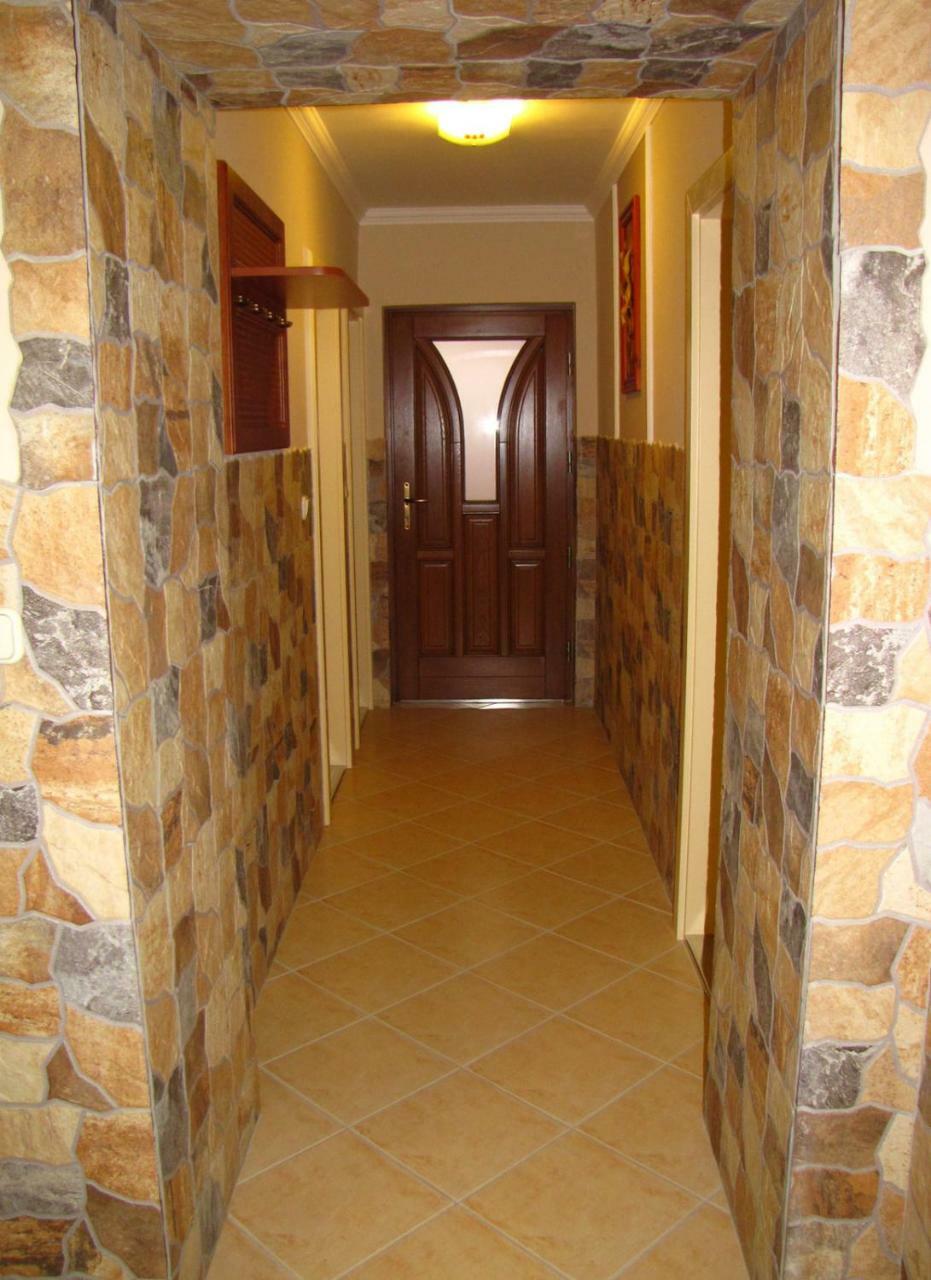 Szegfu Apartman Villa Hajduszoboszlo Exterior photo